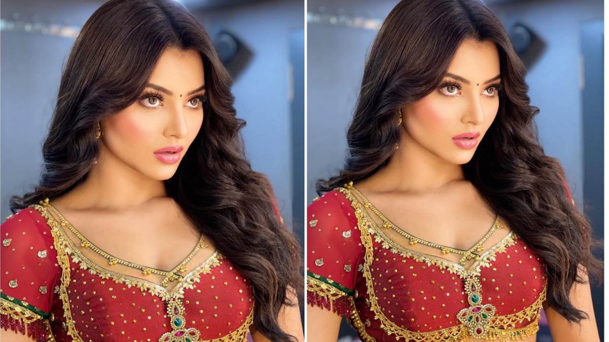 https://www.jagranimages.com/images/newimg/17122022/17_12_2022-urvashi_rautela_brutally_trolled_23261749.jpg