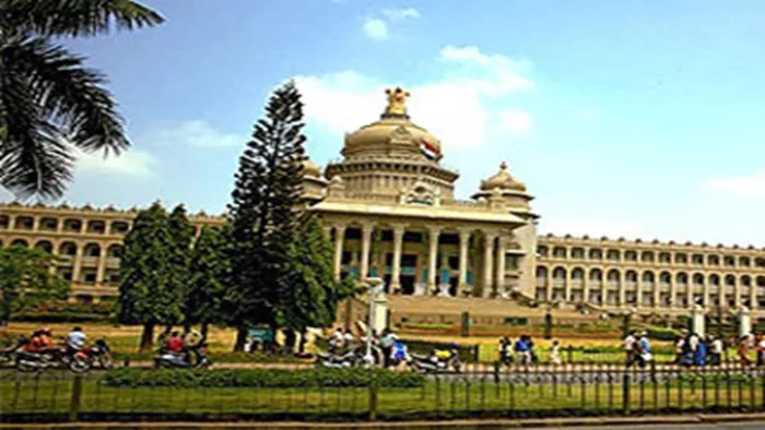 75 वर्ष में विधानसभा में पहुंचे सिर्फ सात कश्मीरी हिंदू