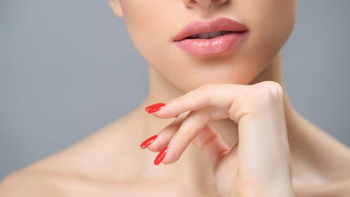 https://www.jagranimages.com/images/newimg/17122023/17_12_2023-lips_care_tips_23606203.jpg