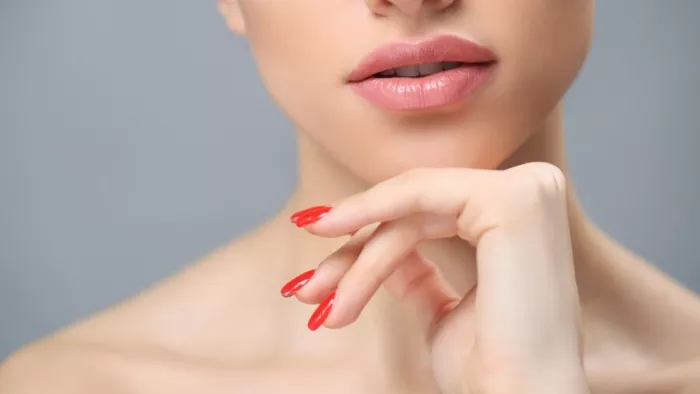 Lip Care Tips: होठों को नर्म बनाने के लिए अपनाएं ये घरेलू उपाय