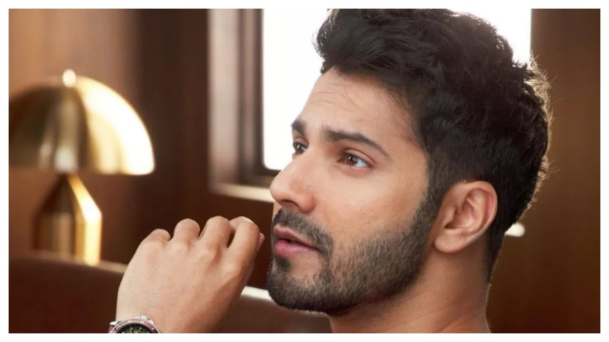 Varun Dhawan's white magic | Filmfare.com