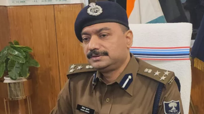 भागलपुर रेंज के डीआईजी विवेक कुमार (जागरण)