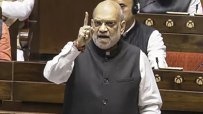 अमित शाह ने संविधान पर चर्चा के दौरान कांग्रेस पर जमकर निशाना साधा (फोटो- वीडियो ग्रैब)