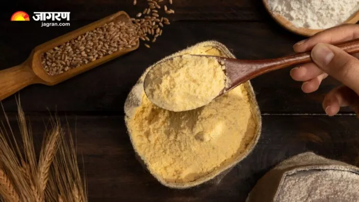 Kitchen Hacks: बेसन में कीड़े लगने से रोकने में मदद करेंगे 8 टिप्स (Image Source: Freepik)