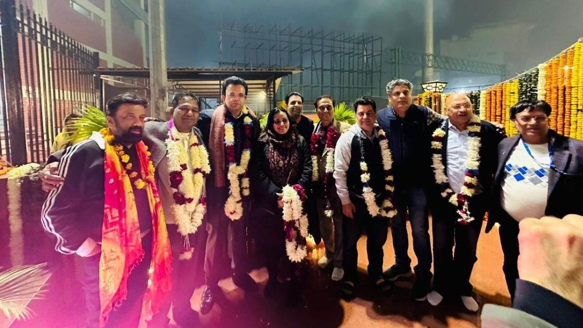 https://www.jagranimages.com/images/newimg/17122024/17_12_2024-rohanjaitley_23850306.jpg