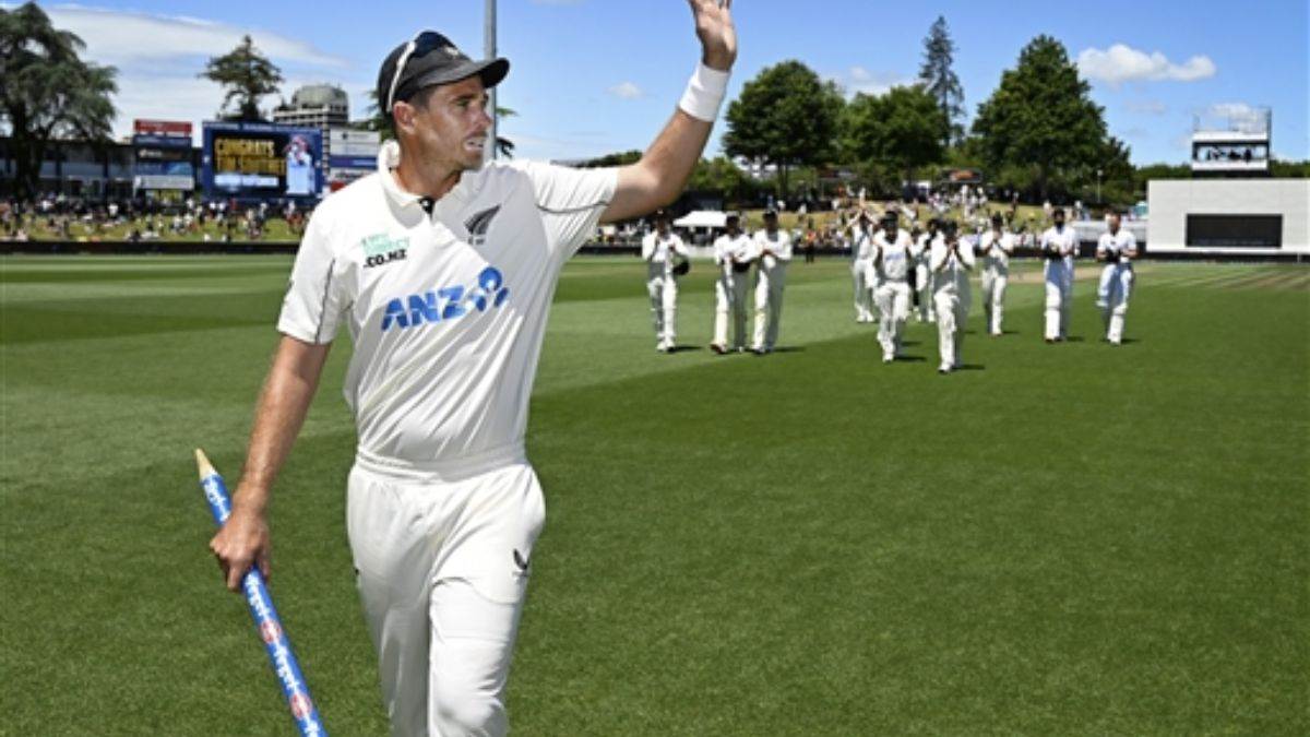https://www.jagranimages.com/images/newimg/17122024/17_12_2024-tim_southee_23850074.jpg