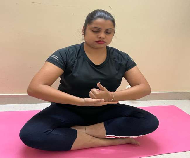 जमशेदपुर की योग एक्सपर्ट रूमा शर्मा । जागरण