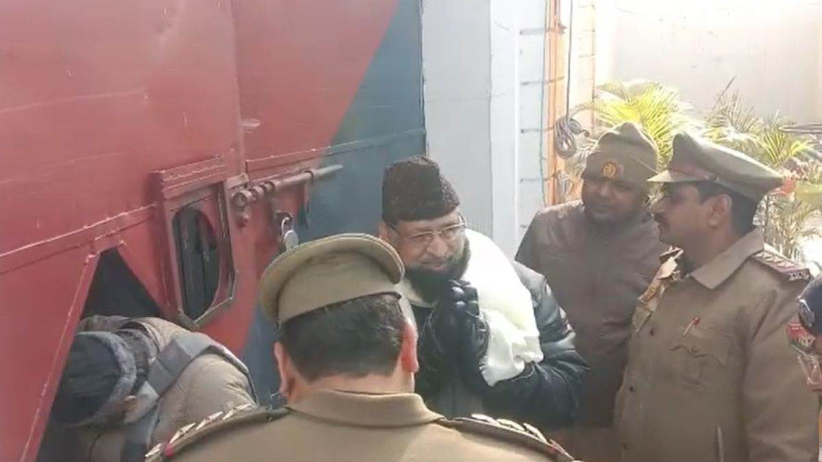 yaqub qureishi and son shifted up jail from meerut jail crime news