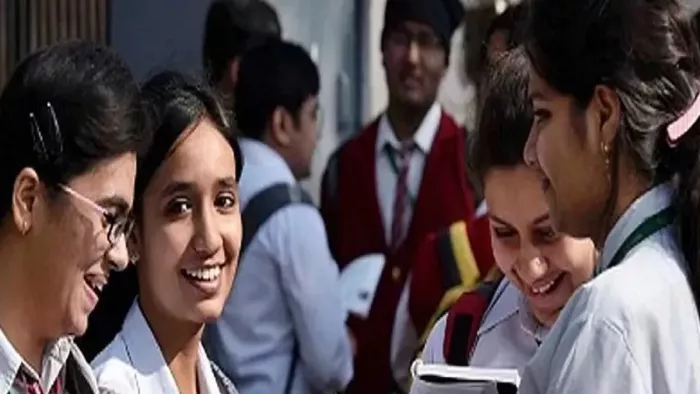 देश में बेटों से अधिक पढ़ना चाहती हैं बेटियांः ASER 2023 रिपोर्ट।
