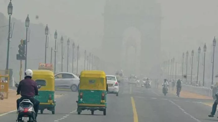हवा में सुधार के बाद दिल्ली-NCR में हटे GRAP-3 के प्रतिबंध