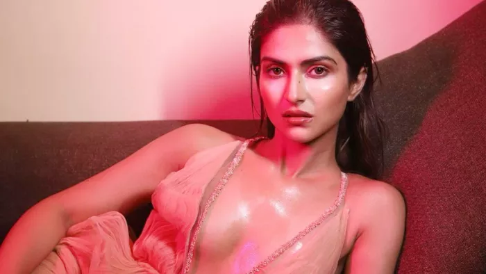 हॉलीवुड चलीं नूतन की पोती प्रनुतन बहल / फोटो- Instagram