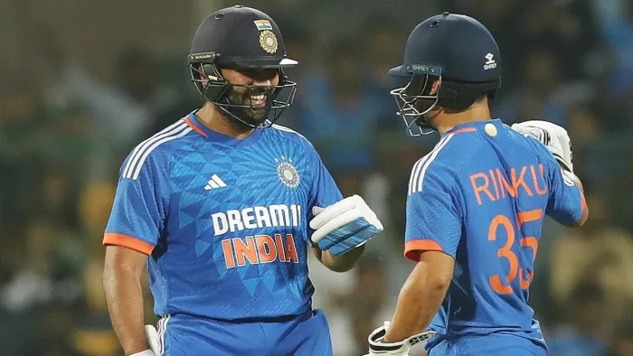 रोहित शर्मा और रिंकू सिंह ने 190* की साझेदारी की