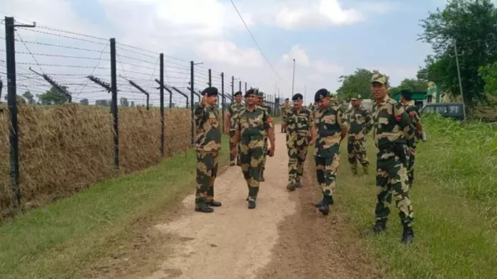 अंतरराष्ट्रीय सीमा पर भारतीय व बांग्लादेशी किसानों के बीच झड़प। (फाइल फोटो)