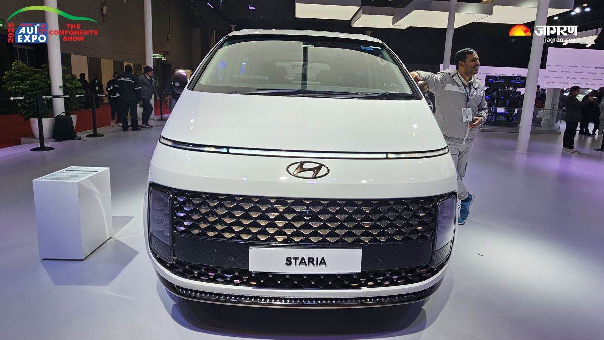 https://www.jagranimages.com/images/newimg/18012025/18_01_2025-hyundai_staria_mpv_23868675.jpg