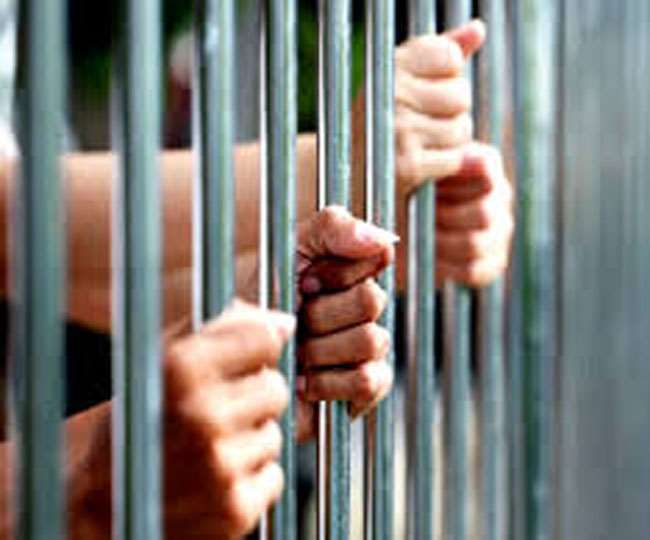 गणतंत्र दिवस पर मिल चुकी है माफी, फिर भी उत्तराखंड में जेलों में सजा काट रहे 175 कैदी।