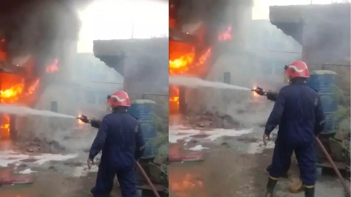 ncr identification of body by clothes socks and bracelets worn on their hands in alipur fire death