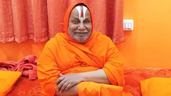 जगद्गुरु स्वामी रामभद्राचार्य को ज्ञानपीठ पुरस्कार मिलने पर धर्मनगरी में खुशी की लहर