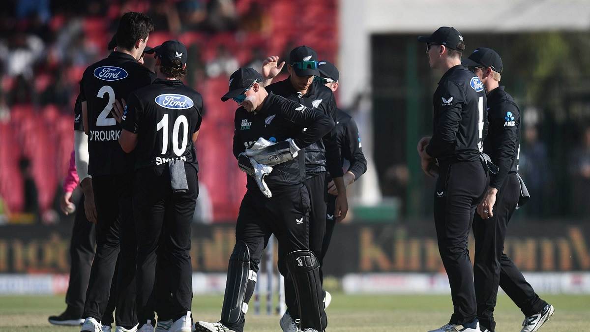 https://www.jagranimages.com/images/newimg/18022025/18_02_2025-blackcaps_23886468.jpg
