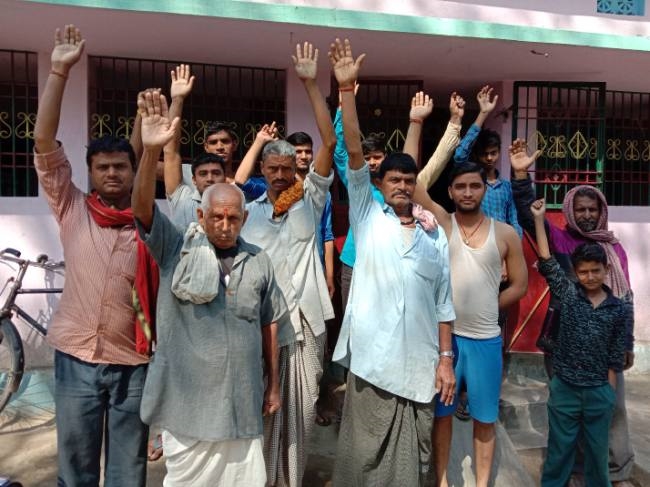 मृत पिता पर था बिजली बिल बकाया, विभाग ने पुत्रों पर दर्ज कराई प्राथमिकी