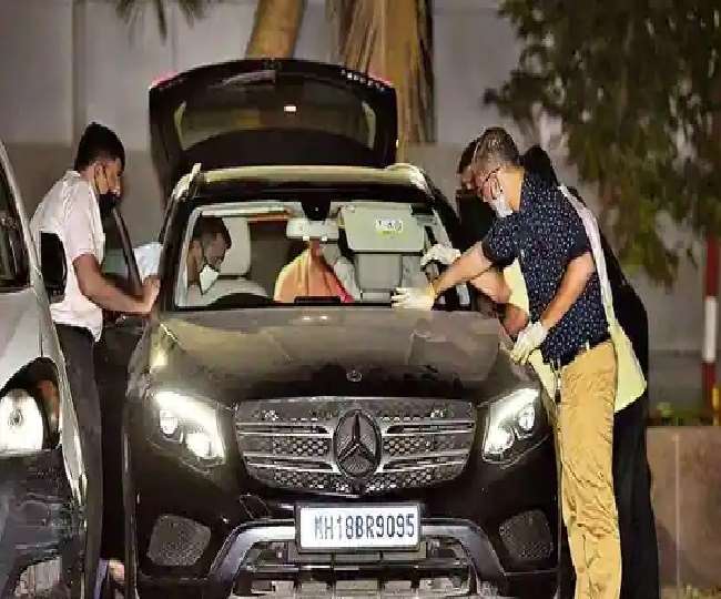 NIA confiscated two more cars in possession of Sachin Vaze Instead of  taking name of mentor he is taking all the gifts himself