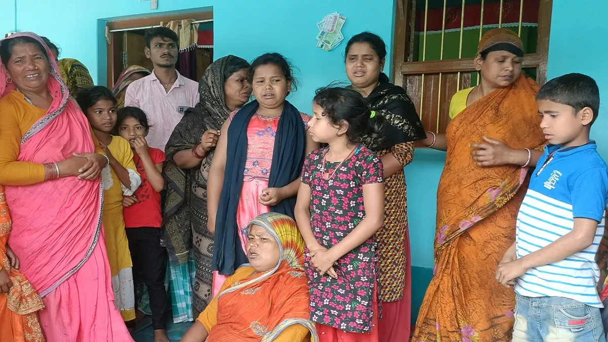 बिहार के दो लोगों की कश्मीर में बस खाई में पलटने से मौत, बलरामपुर के निवासी थे दोनों प्रवासी मजदूर