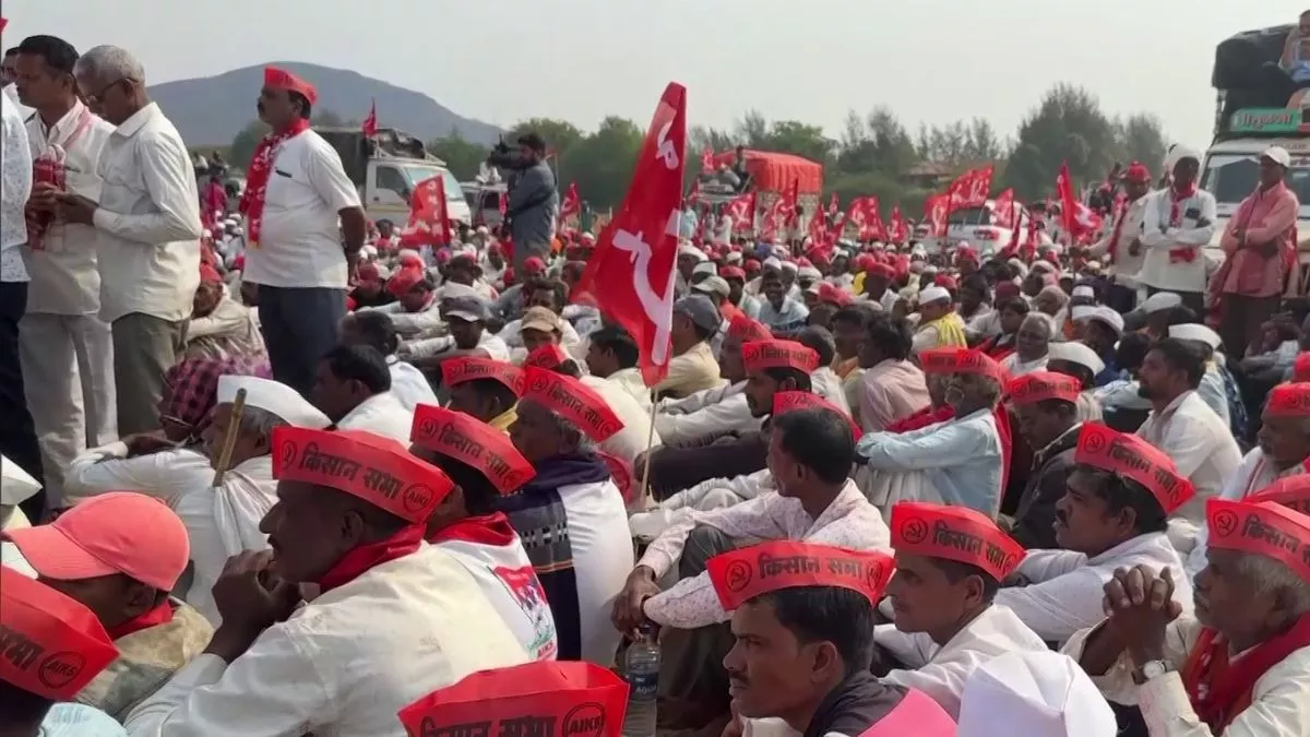 किसानों के पैदल मार्च में भाग लेने वाले 58 वर्षीय की मौत