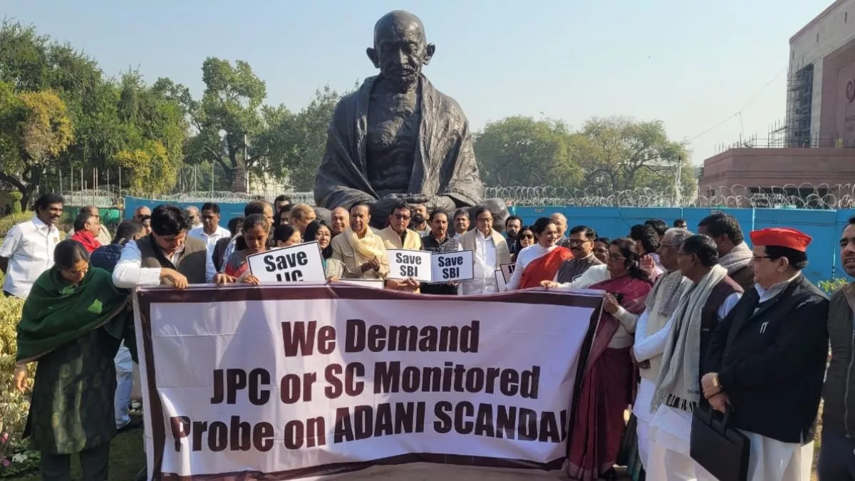बीच का कोई रास्ता ही नहीं है यह अड़ियल रवैया है