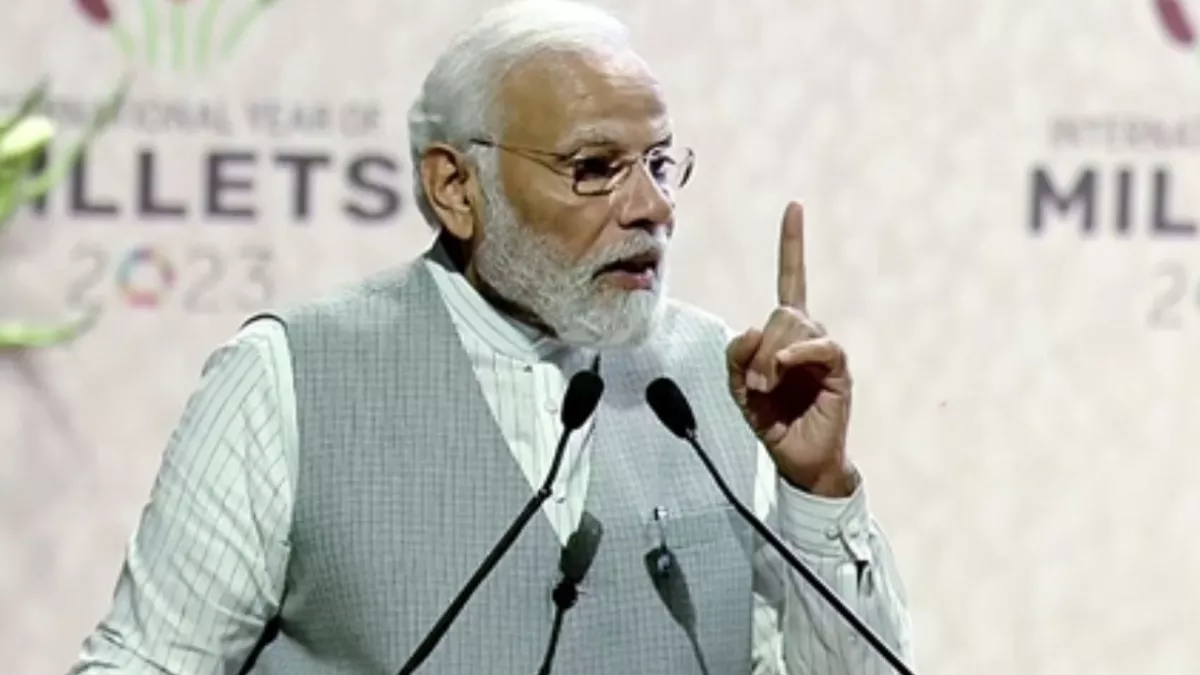 पीएम मोदी ने विपक्षियों को दिया करारा जवाब।