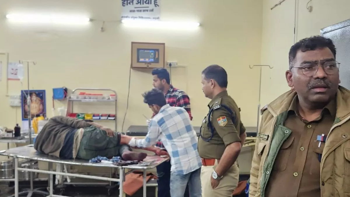 Uttarakhand Crime: गोवंश तस्करों से मुठभेड़ में सिपाही घायल, एक तस्कर को भी लगी गोली; दोनों अस्‍पताल में भर्ती