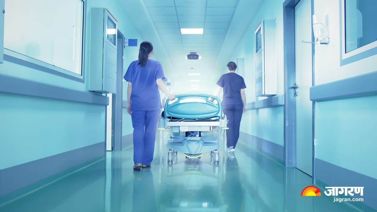 viral infection returns in 15 days in patients doctor advice for child and old man