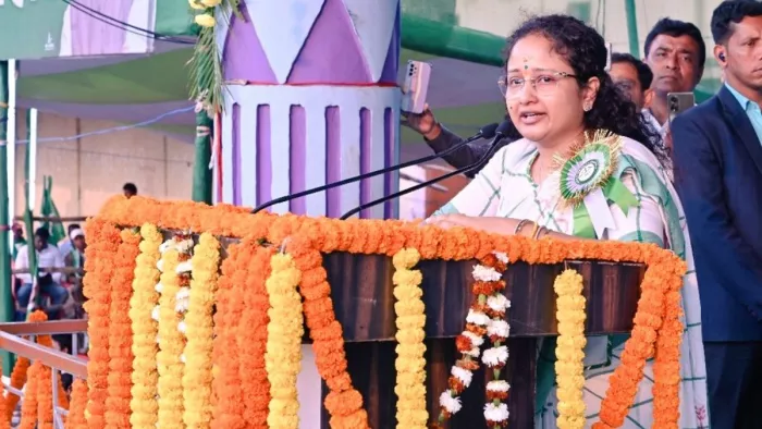 मुंबई से रांची लौटीं कल्पना सोरेन, चुनाव लड़ने पर दिया बड़ा संकेत; (फाइल फोटो)