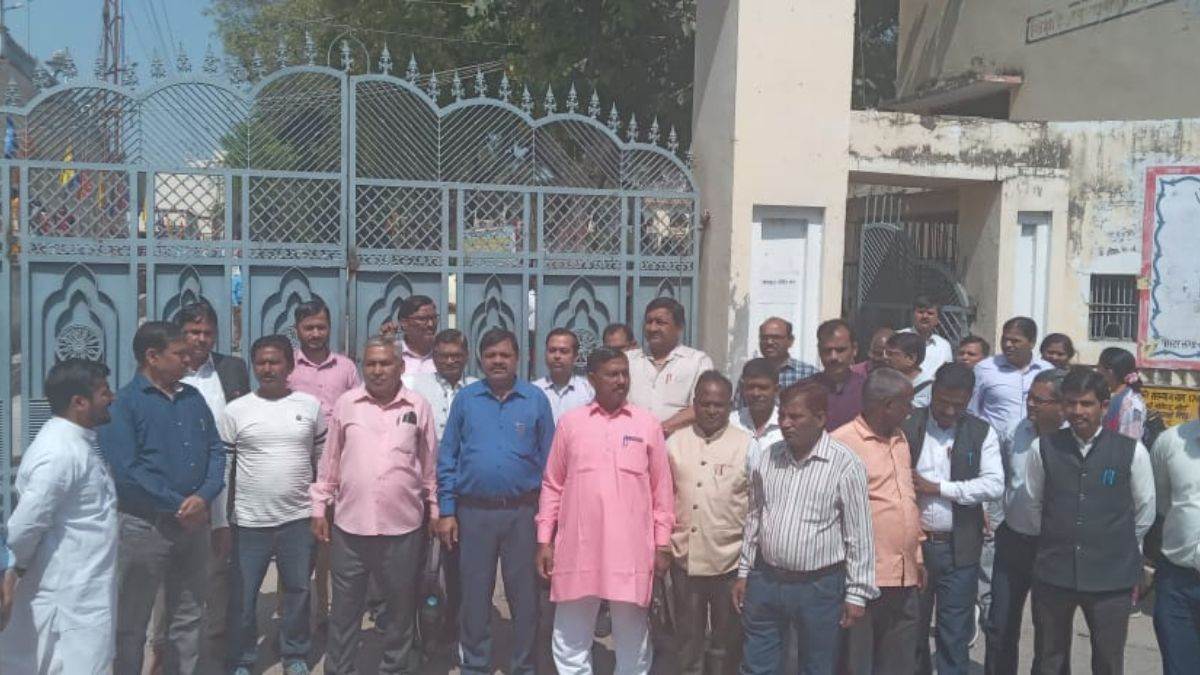 https://www.jagranimages.com/images/newimg/18032024/18_03_2024-muzaffarnagar_teacher_murder_case_23677504.jpg