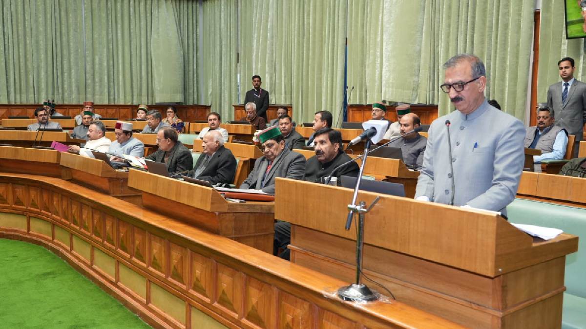 https://www.jagranimages.com/images/newimg/18032025/18_03_2025-cm_sukhu_budget_23901550.jpg