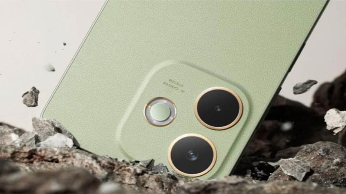 https://www.jagranimages.com/images/newimg/18032025/18_03_2025-oppo_a5_pro_4g_23901851.jpg