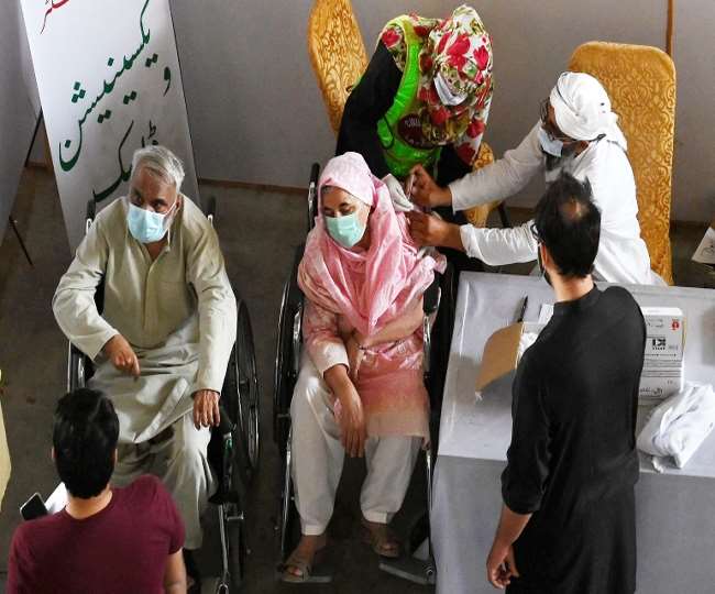 पाकिस्&zwj;तान में तेजी से बढ़ रहे हैं कोरोना के मामले