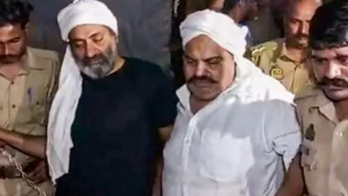 Atiq Ahmed ने सबसे ज्यादा मुसलमानों को बनाया निशाना, अशरफ ने मदरसे से अपहरण कर रात भर किया दुष्कर्म