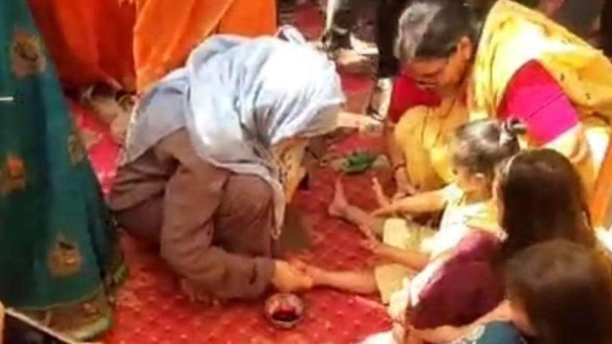 Hena Shahab : अचानक राम दरबार और कन्या पूजन को पहुंची शहाबुद्दीन की पत्नी,  राजनितिक गलियारों में चर्चा तेज - Hena Shahab kanya Pujan Ram Navami  Political Stunt Message to Siwan ...
