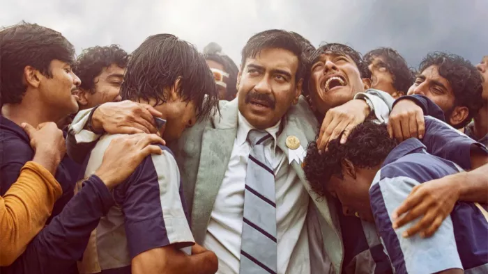 बड़े मियां छोटे मियां की आंधी में मैदान बरबाद, (X Image)