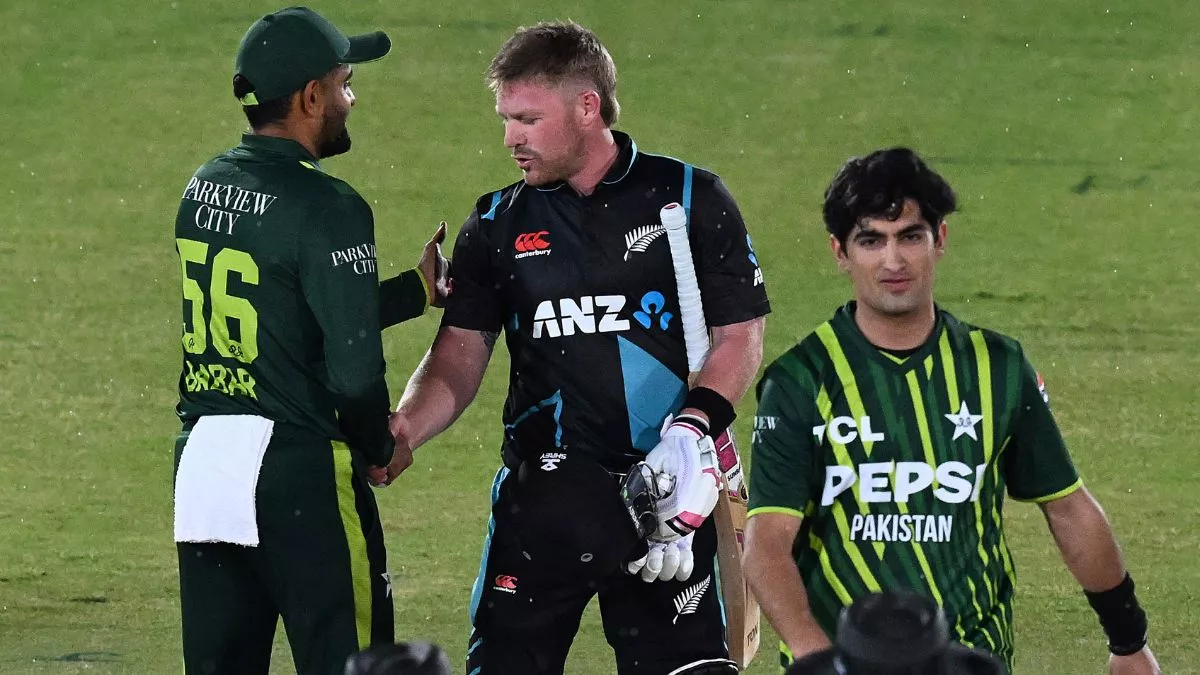 PAK vs NZ 1st T20I: बारिश की भेंट चढ़ा पाकिस्तान और न्यूजीलैंड के बीच का पहला टी20I मैच, फैंस के हाथ लगी निराशा
