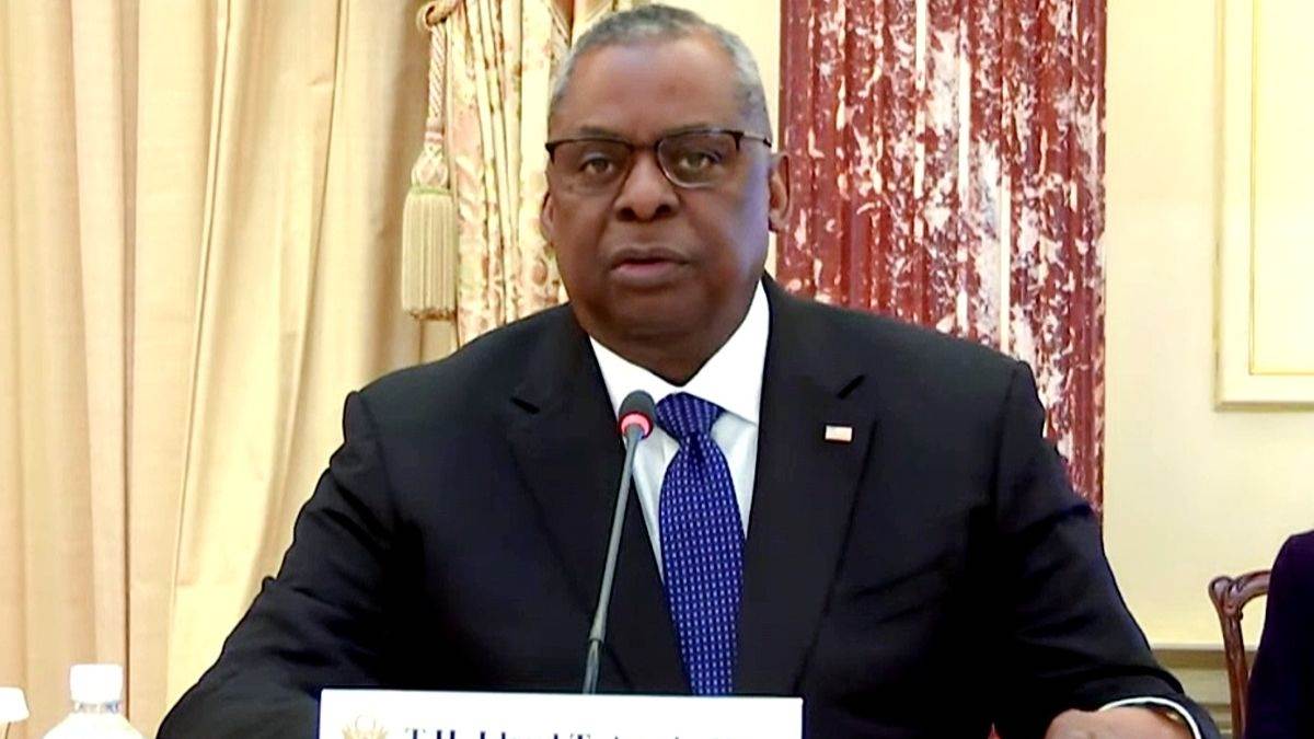 https://www.jagranimages.com/images/newimg/18042024/18_04_2024-us_defense_secretary_lloyd_austin_23699290.jpg