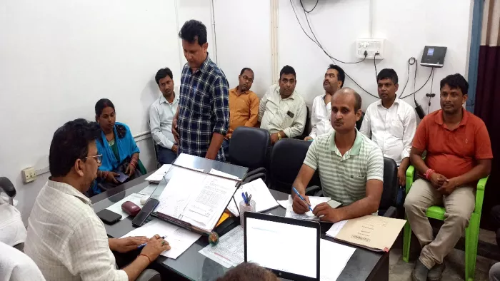 23 से पहले आवास योजना के लाभार्थियों के खाते में भेजें पहली व दूसरी किस्त: BDO