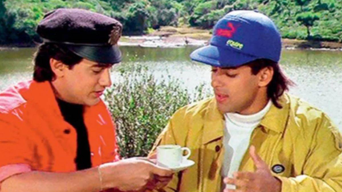 https://www.jagranimages.com/images/newimg/18042025/18_04_2025-andaaz_apna_apna_re-release__23920872.jpg