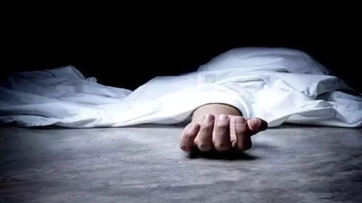 Sasaram News: सासाराम में दिल दहलाने वाली वारदात, पति ने गड़ासे से पत्नी के किए टुकड़े; गोद में थी 8 माह की मासूम