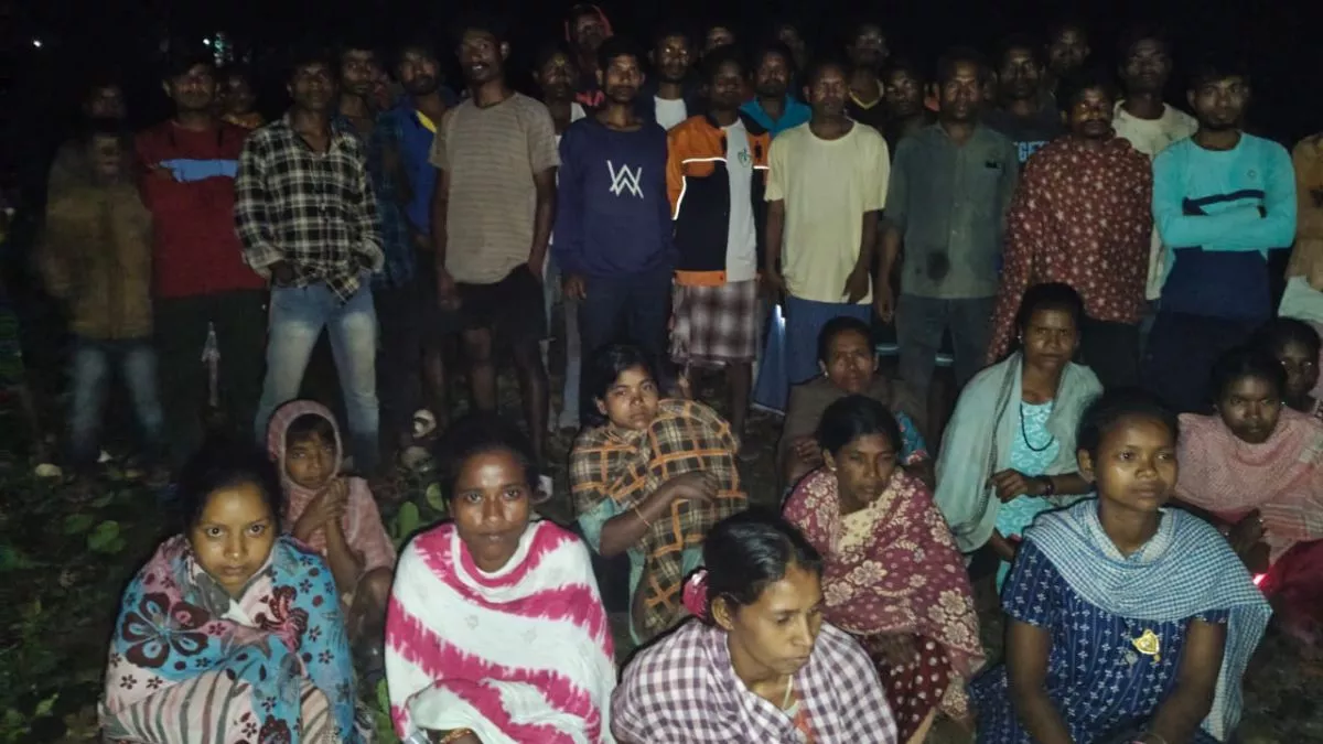 Rain In Jharkhand: नोवामुंडी में कुदरत का कहर, 200 से अधिक परिवार हुए बेघर; स्कूलों में ली शरण
