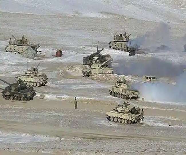 लद्दाख की दूसरी तरफ देखी गई चीनी सेना, पिछले साल भी अभ्यास की आड़ में दिया था धोखा, भारत अलर्ट