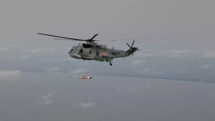 स्वदेश निर्मित पहला एंटी शिप मिसाइल सिस्टम जिसे हवा से दागा गया