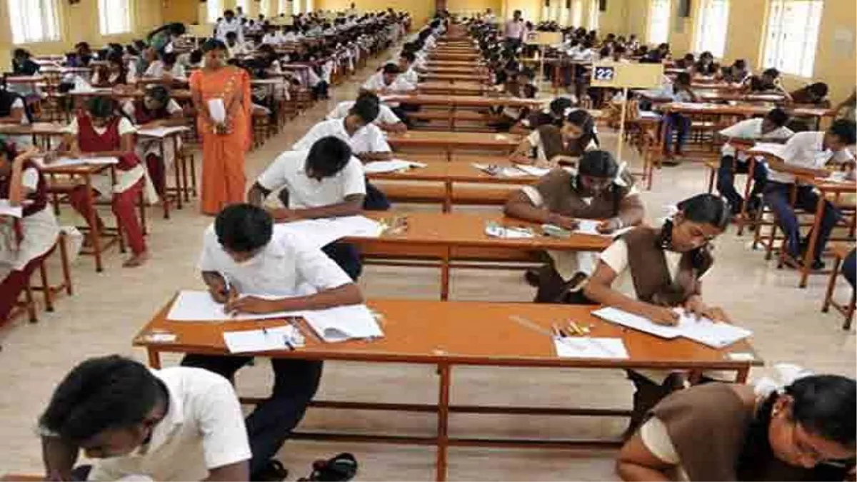 CBSE Term 2 Class 10 Hindi Paper सीबीएसई 10वीं टर्म 2 हिंदी परीक्षा में