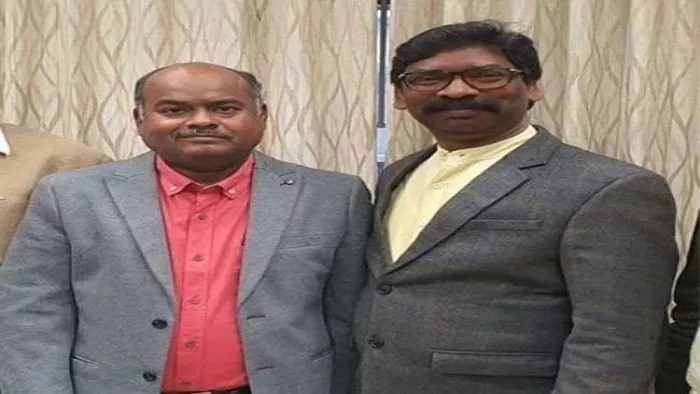 IAS Pooja Singhal: हेमंत के प्रतिनिधि पंकज मिश्रा का काला कारोबार... बांग्लादेश तक झारखंड के स्टोन चिप्स की तस्करी