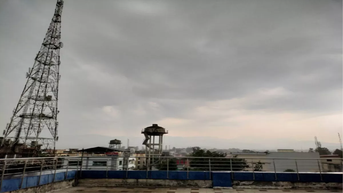 Uttarakhand Weather : चारधाम जा रहे हैं तो रखें छाता और बरसाती साथ, आज पर्वतीय क्षेत्रों में बारिश और मैदानों में अंधड़ का यलो अलर्ट