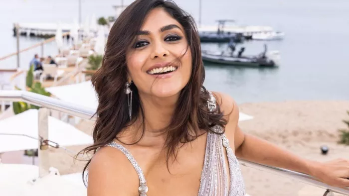 Cannes Film Festival 2023 Mrunal Thakur Looks Gorgeous in Silver Saree With Bralet Blouse/Instagram